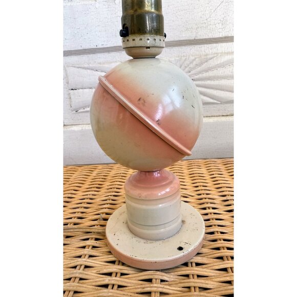 Art Deco 30's Metal Pink Saturn Planet Small Table Lamp Works! - Picture 6 of 11